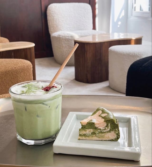 Atti Café, café à Paris