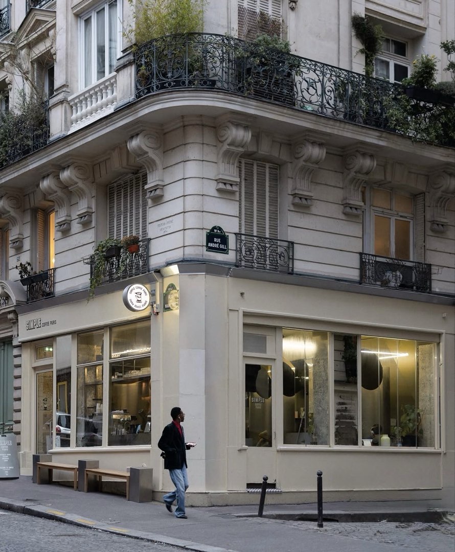 Photo 2 de Simple Coffee Paris, 78 R. des Martyrs