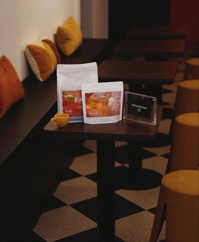 Artsy Coffee, café à Paris