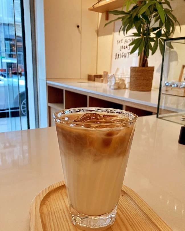 Photo 2 de AKA Coffee Shop, 25 Rue Mouton-Duvernet