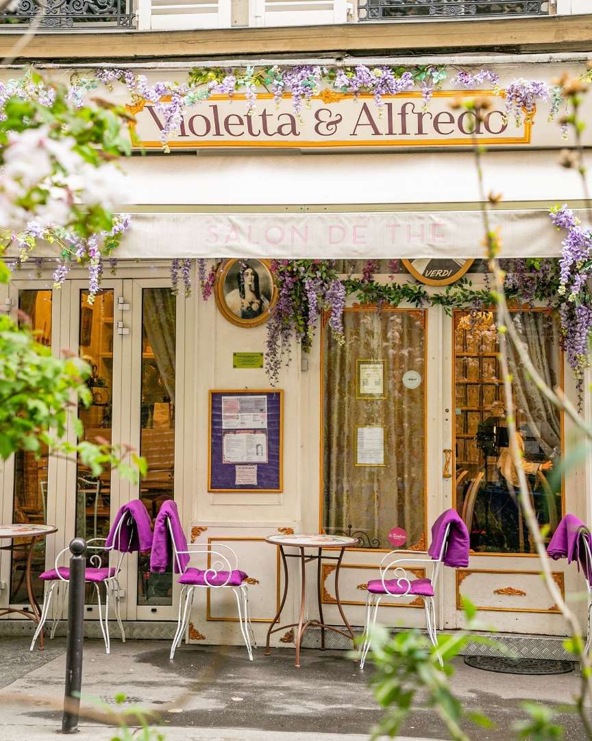 Photo 2 de Violetta et Alfredo, 30 Rue de Trévise