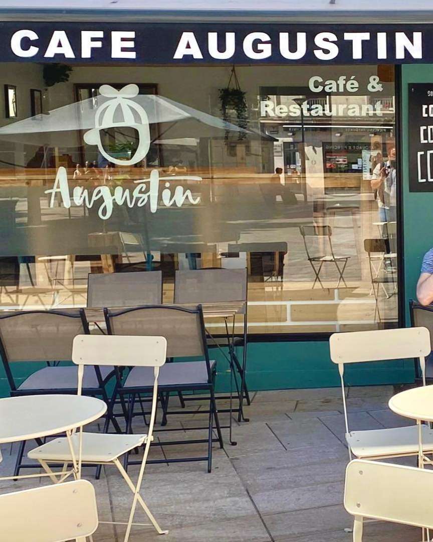 Photo 3 de Café Augustin, 11 Pl. Jacques Lelieur