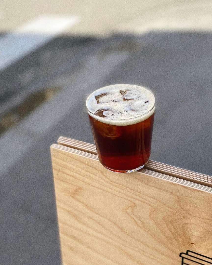 Photo 1 de Two Doors Coffee-Shop, 27 Rue Francœur