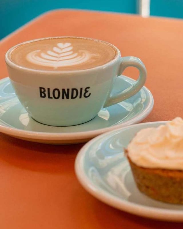Blondie Coffee Shop, café à Paris