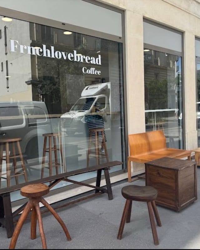 Frnchlovebread, café à Paris