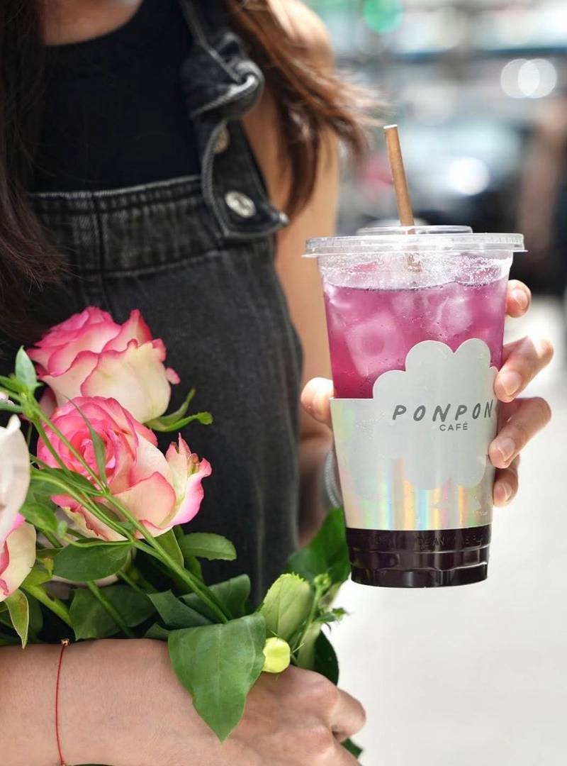 PonPon Café, café in Paris
