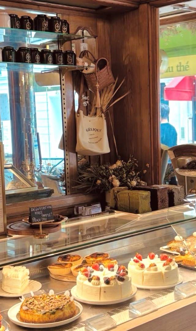 Photo 1 of Angélique, 28 Rue Vignon