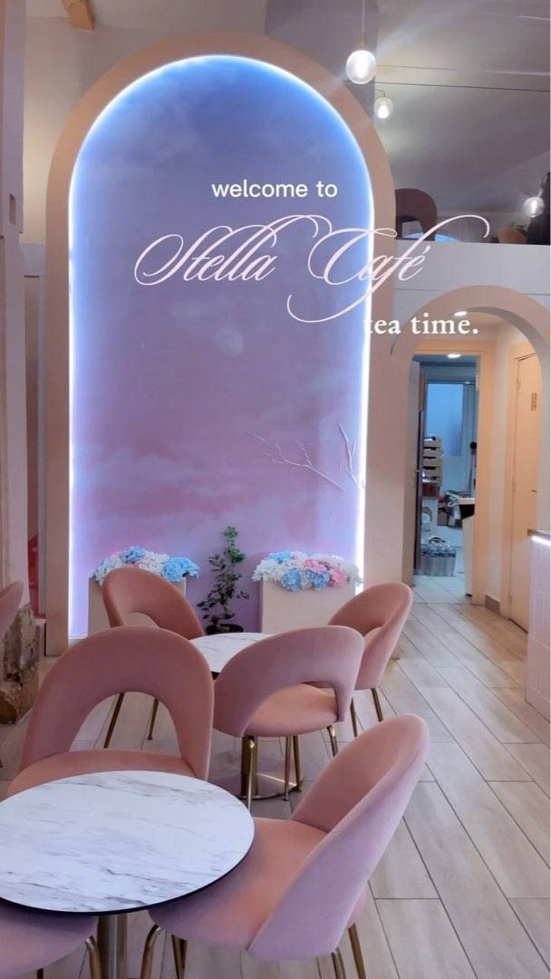 Stella Café, café in Paris