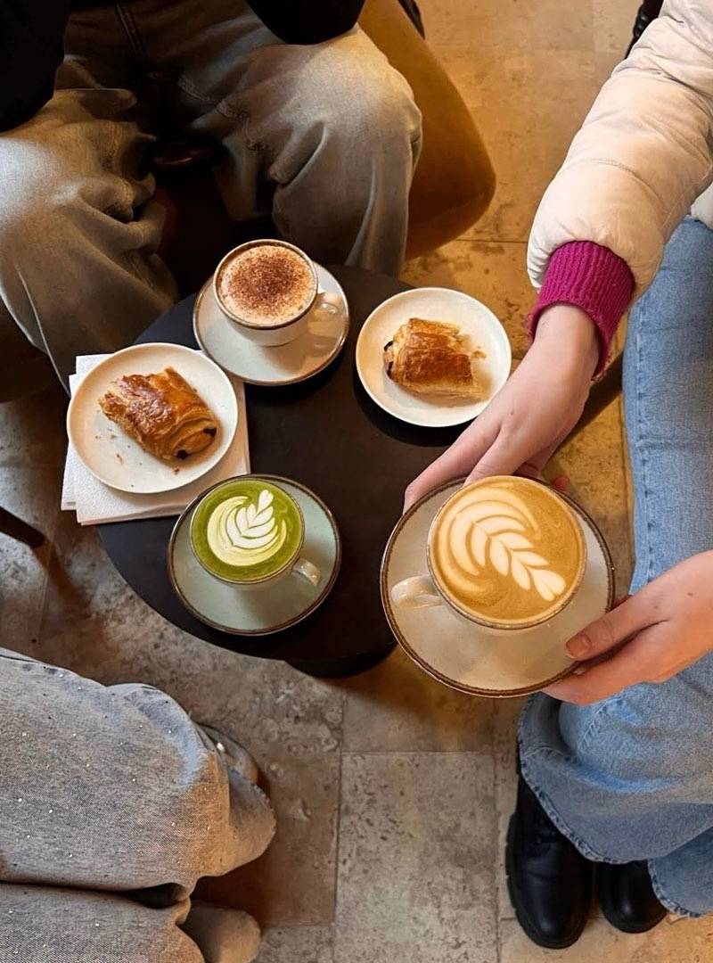 Convos Café, café in Paris
