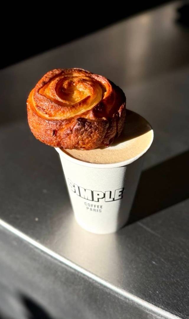 Photo 2 of Simple Coffee Paris, 78 R. des Martyrs