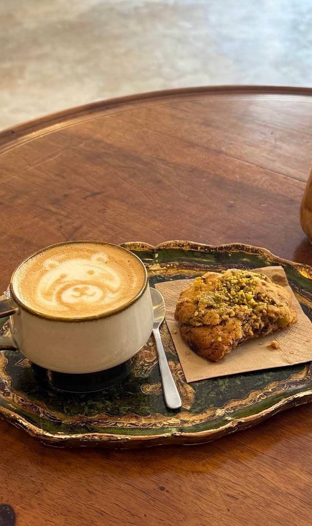 Photo 1 of emm… café, 51 Rue Amelot