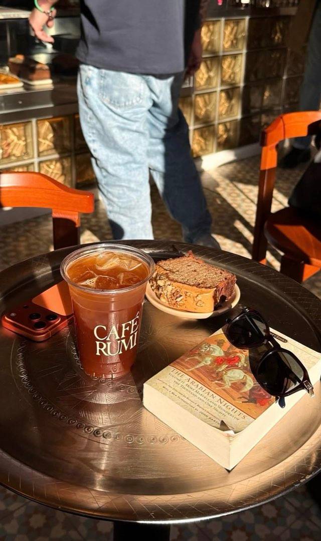 Photo 3 of Café Rumi, 266 Rue du Faubourg Saint-Honoré