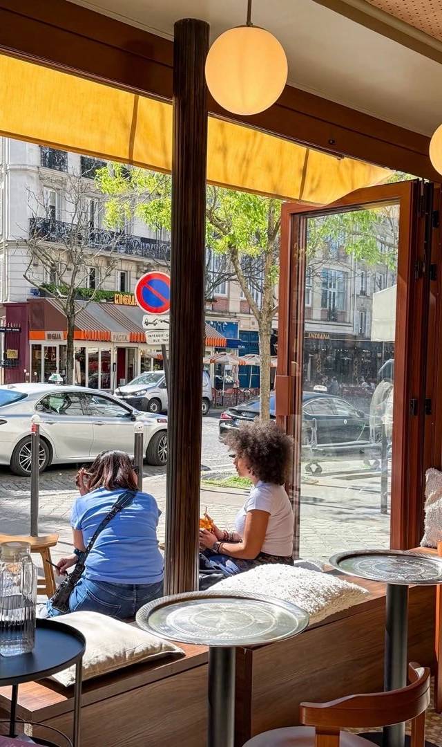 Photo 2 of Café Rumi, 266 Rue du Faubourg Saint-Honoré