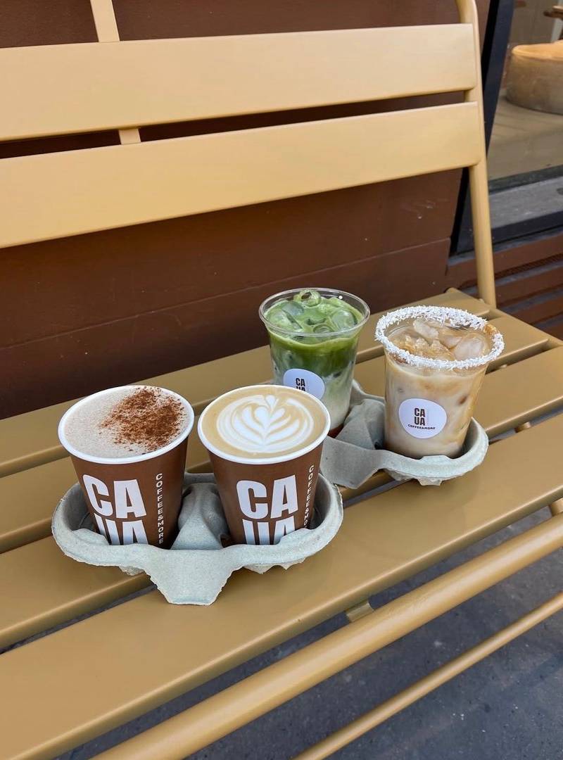 CAUA Coffee, café in Paris