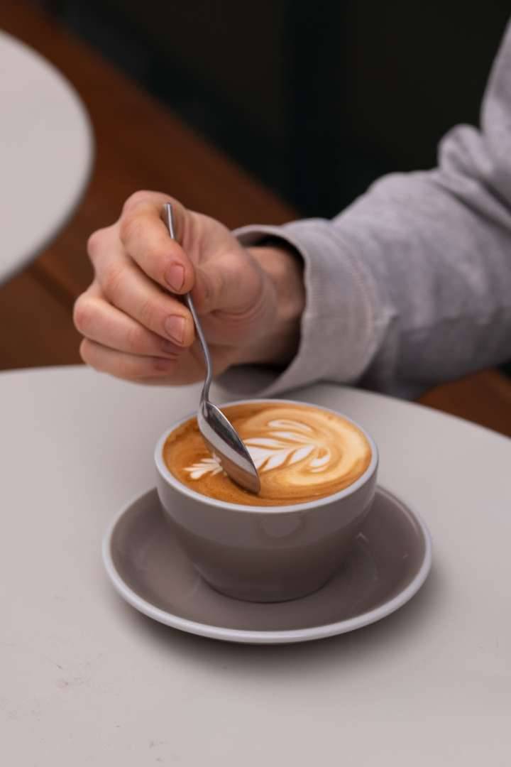 Les Fanés, café in Paris