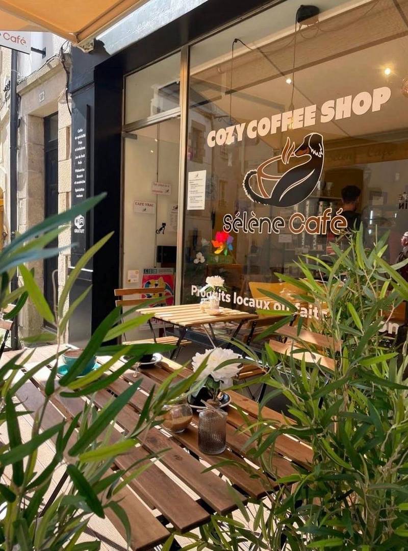 Sélène Café, café in Quimper