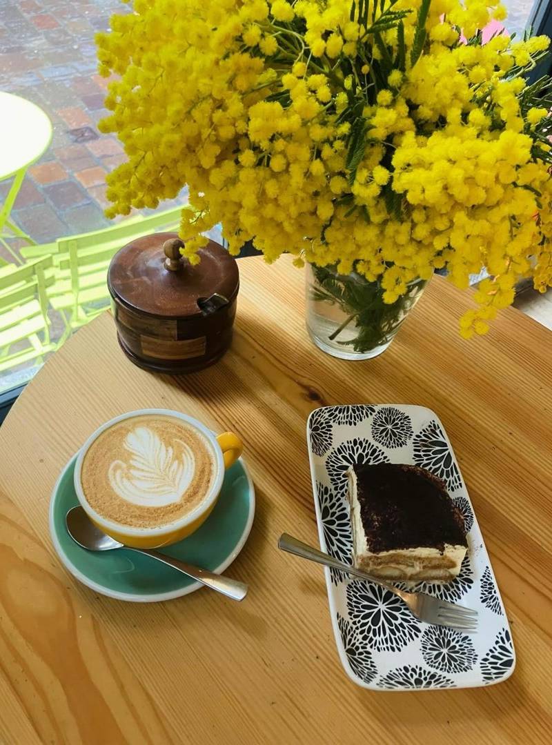El Cafecito, café in Tours
