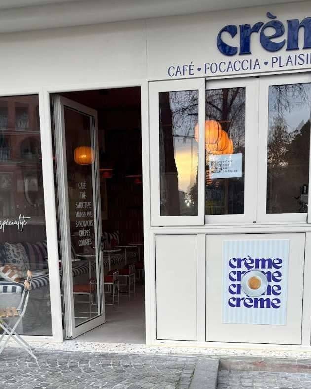 Crème, café in Noisy-le-Grand