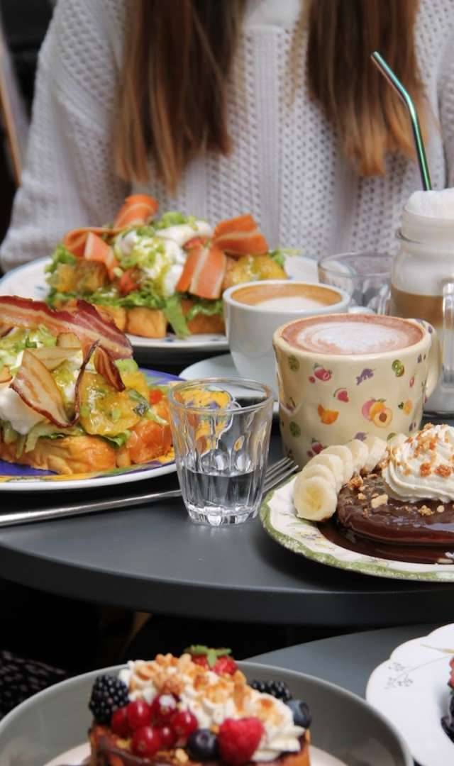 Photo 3 of Le Bar Roux d'Heure, 6-8 Rue Filaterie
