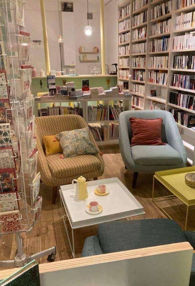 Photo 2 of Un livre et une tasse de thé, 36 Rue René Boulanger