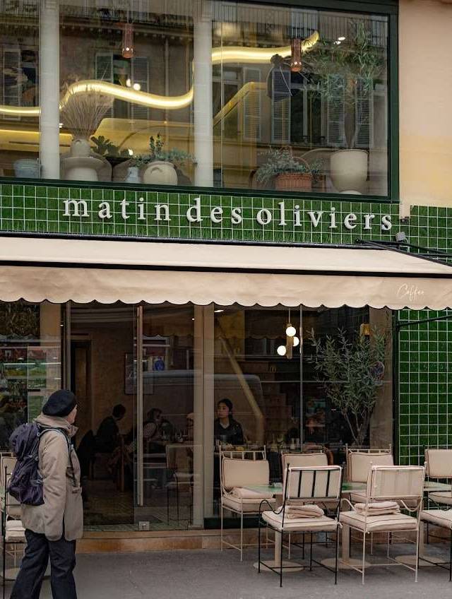 Photo 2 of Matin des Oliviers, 2 Rue de l'Échelle
