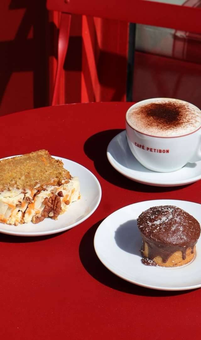 Photo 2 of Café Petibon, 101 Av. Charles de Gaulle
