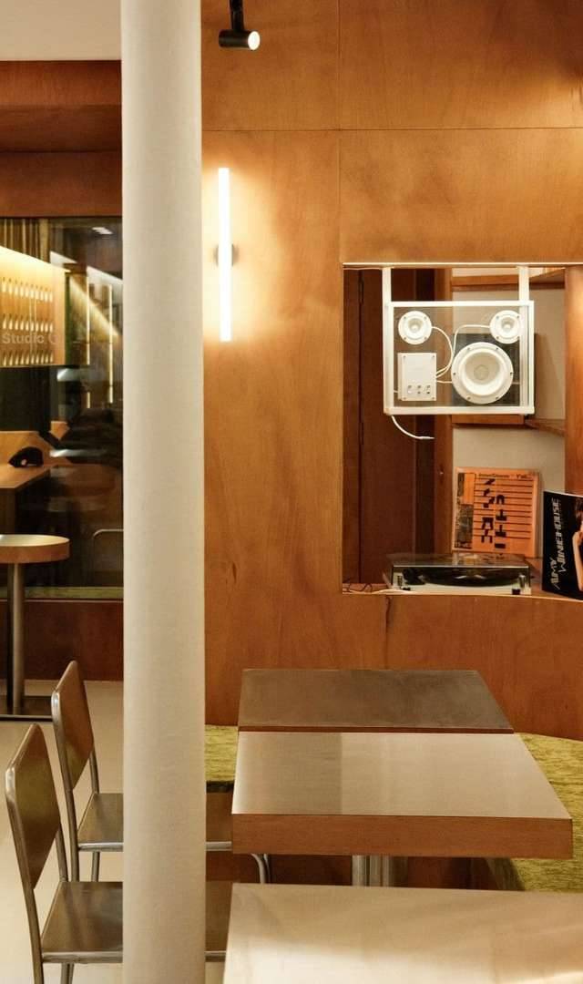 Photo 2 of Combo Café, 41 Rue Championnet