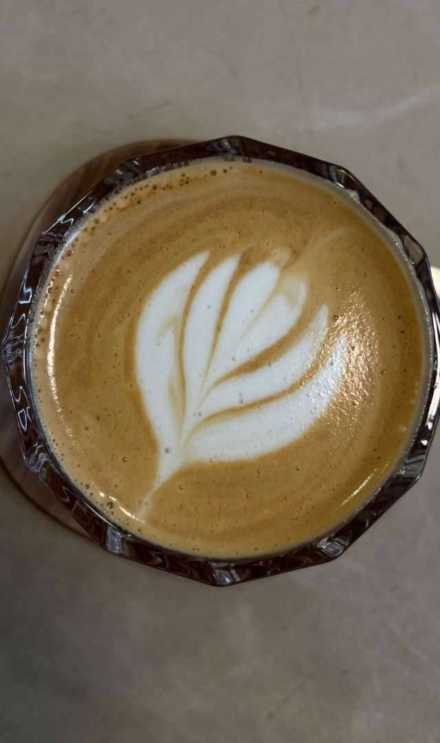 Photo 3 of BÖTA Café, 8 Rue Saint-Laurent