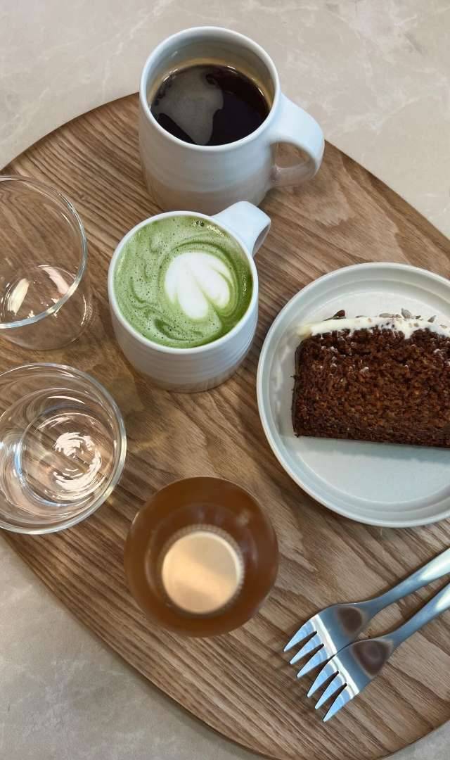 Photo 1 of BÖTA Café, 8 Rue Saint-Laurent