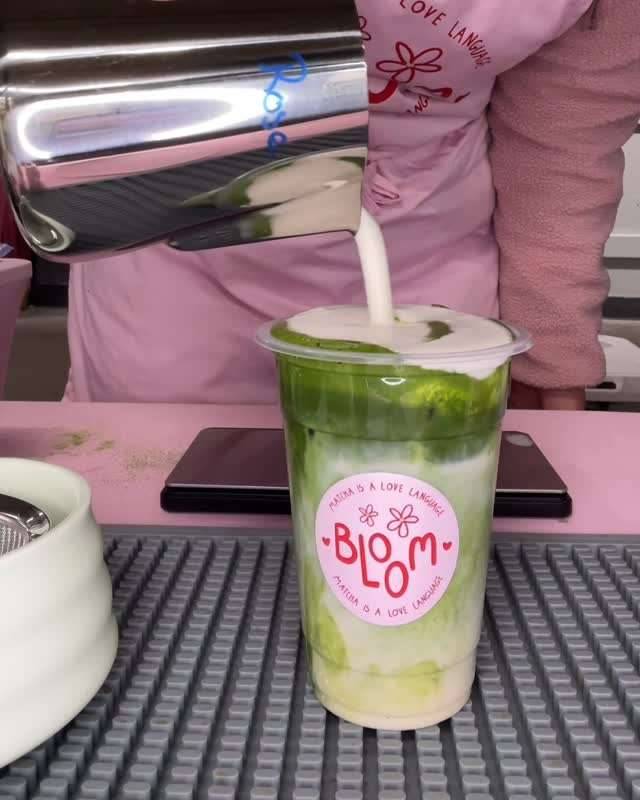 Photo 3 of Bloom matcha bar Escudier, À l’entrée du marché, 16 bis Bd Jean Jaurès